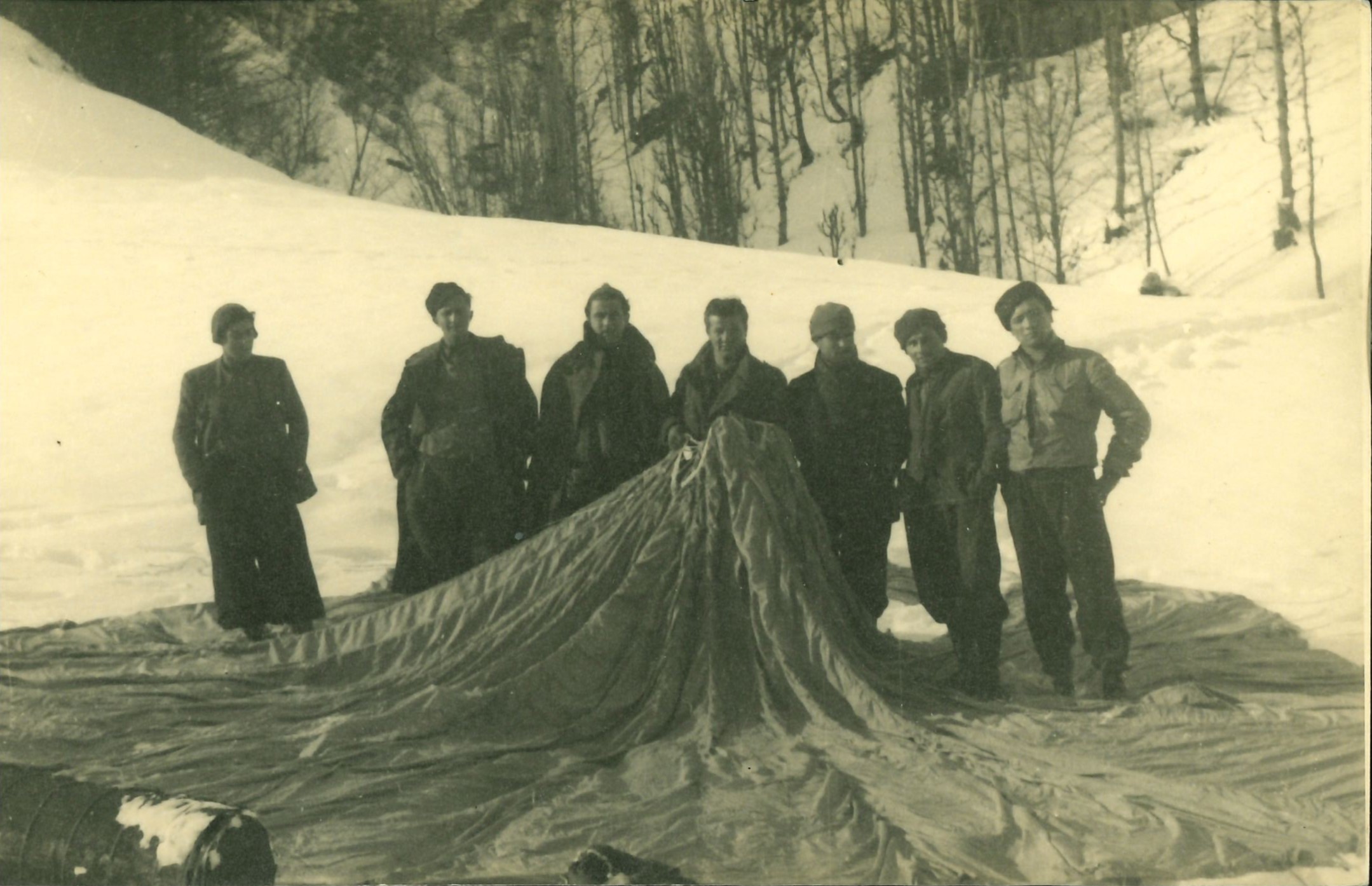 Partigiani in montagna, 1945